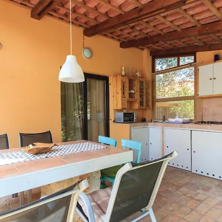 2 Bedroom Stunning Apartment In Fazana Apartment Fazana
